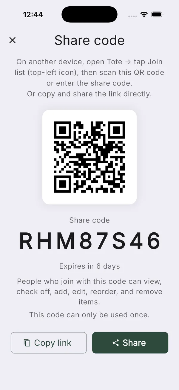 Share screen with a QR code and link to invite people to a list