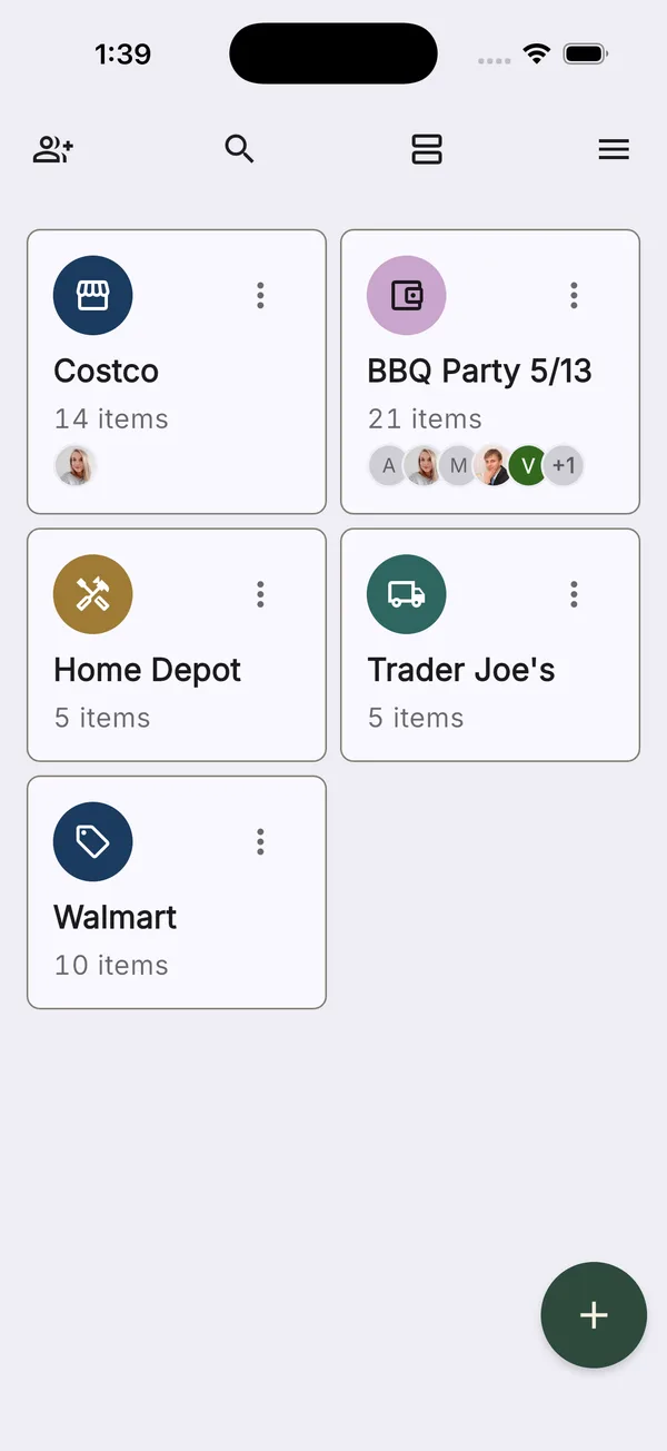Pantalla de inicio de Tote con listas de compras compartidas y los miembros del hogar en una lista compartida para una parrillada